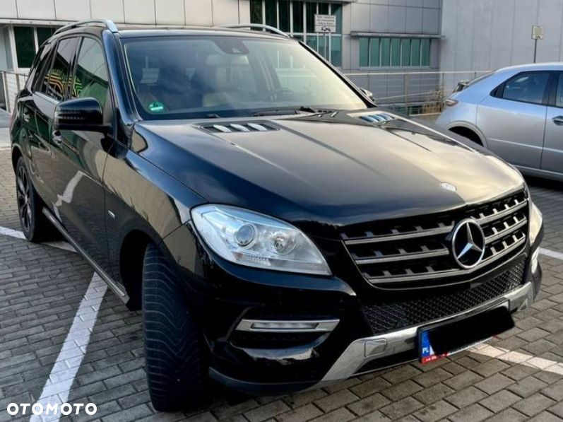 Mercedes-Benz ML 350 BlueTEC 4-Matic - 2