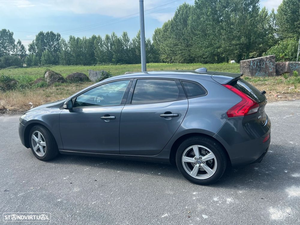 Volvo V40 2.0 D4 Summum - 3