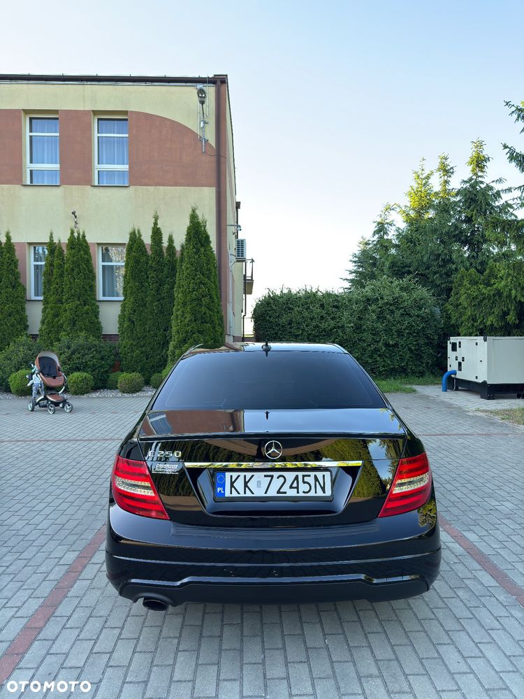 Mercedes-Benz Klasa C 250 7G-TRONIC - 7