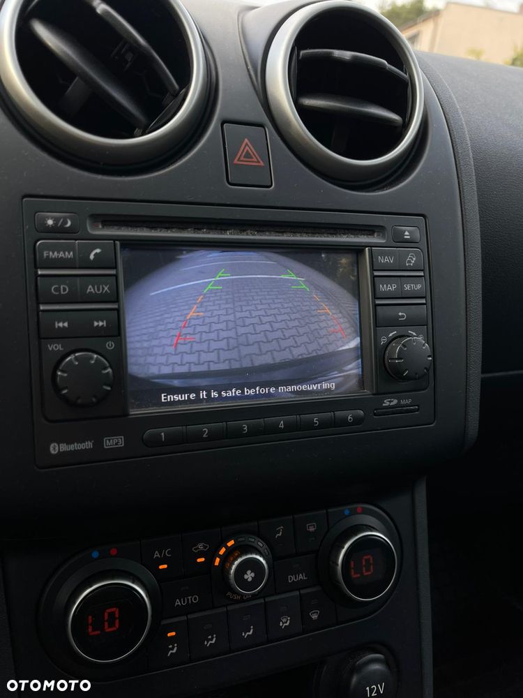 Nissan Qashqai 1.6 DCi Tekna - 19