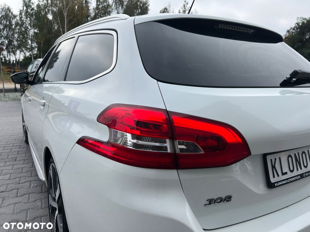 Peugeot 308 BlueHDi 180 EAT6 GT - 12