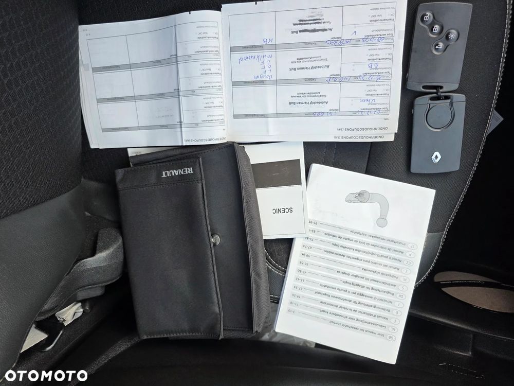Renault Grand Scenic ENERGY TCe 115 Bose Edition - 39