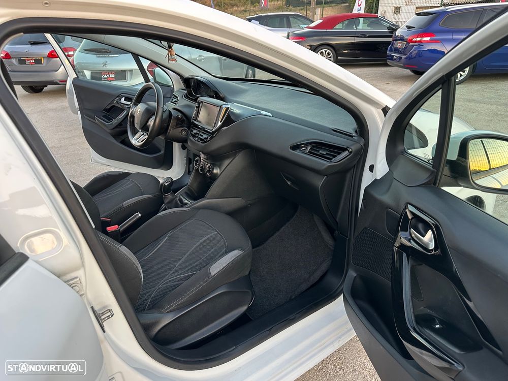 Peugeot 208 1.4 HDi Active - 22