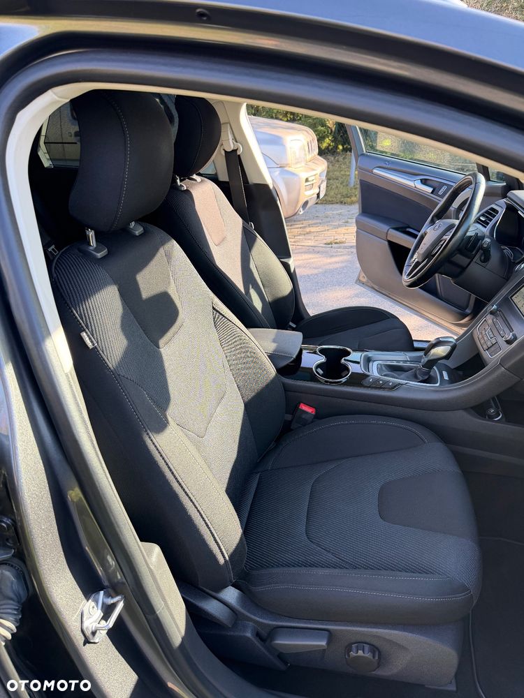 Ford Mondeo 2.0 TDCi Titanium PowerShift - 26