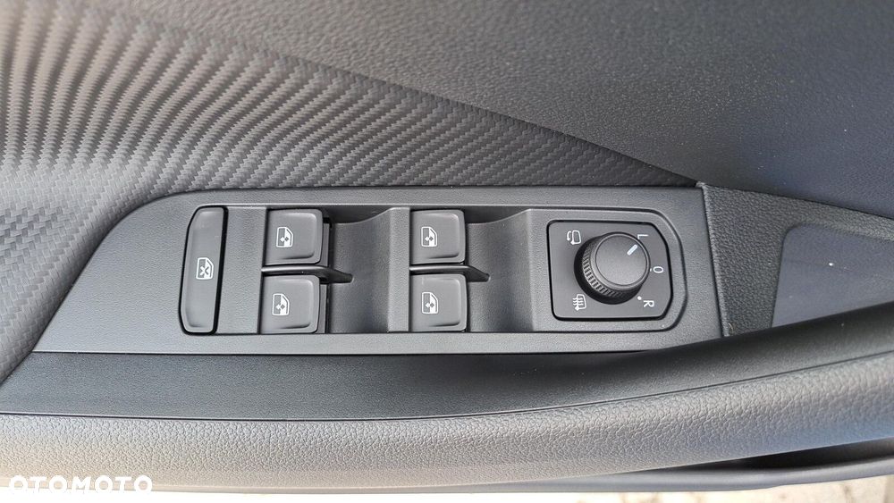 Skoda Kamiq 1.5 TSI Monte Carlo DSG - 12