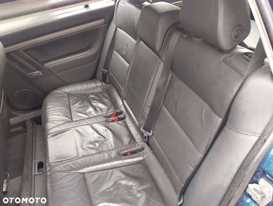 Opel Vectra C lift 1.9 CDTI na części silnik skrzynia wtryski wnętrze - 4