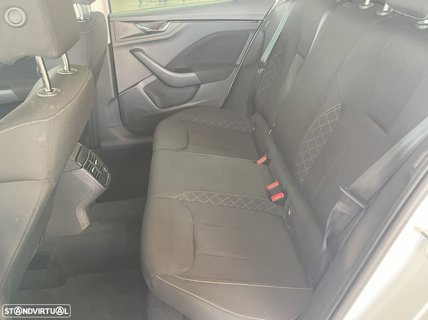 Skoda Kamiq 1.0 TSI Ambition - 12