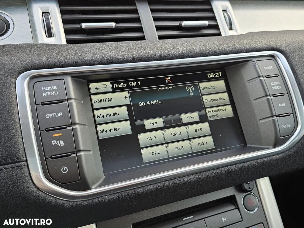 Land Rover Range Rover Evoque - 32