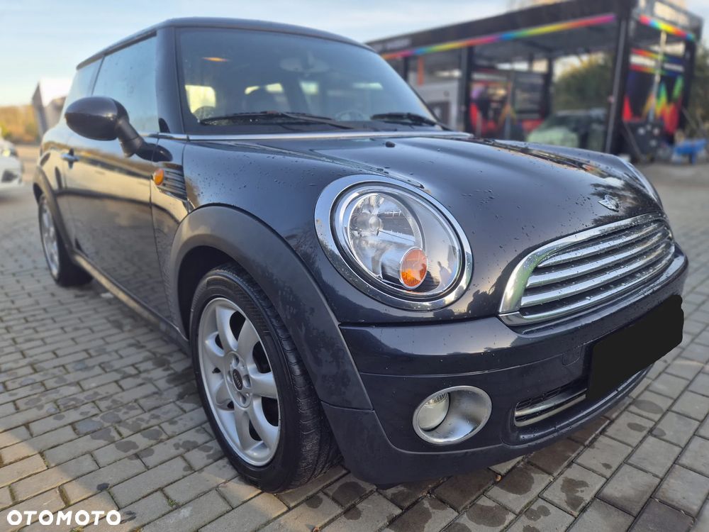 MINI ONE - 1