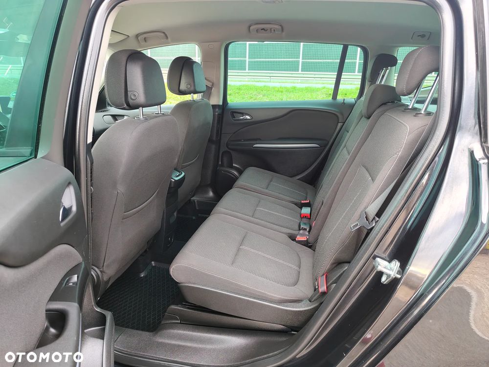 Opel Zafira 2.0 CDTI Enjoy EU6 - 22