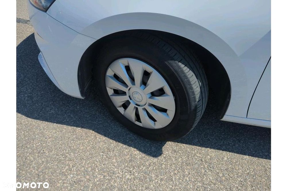 Skoda Fabia 1.0 TSI Ambition - 2