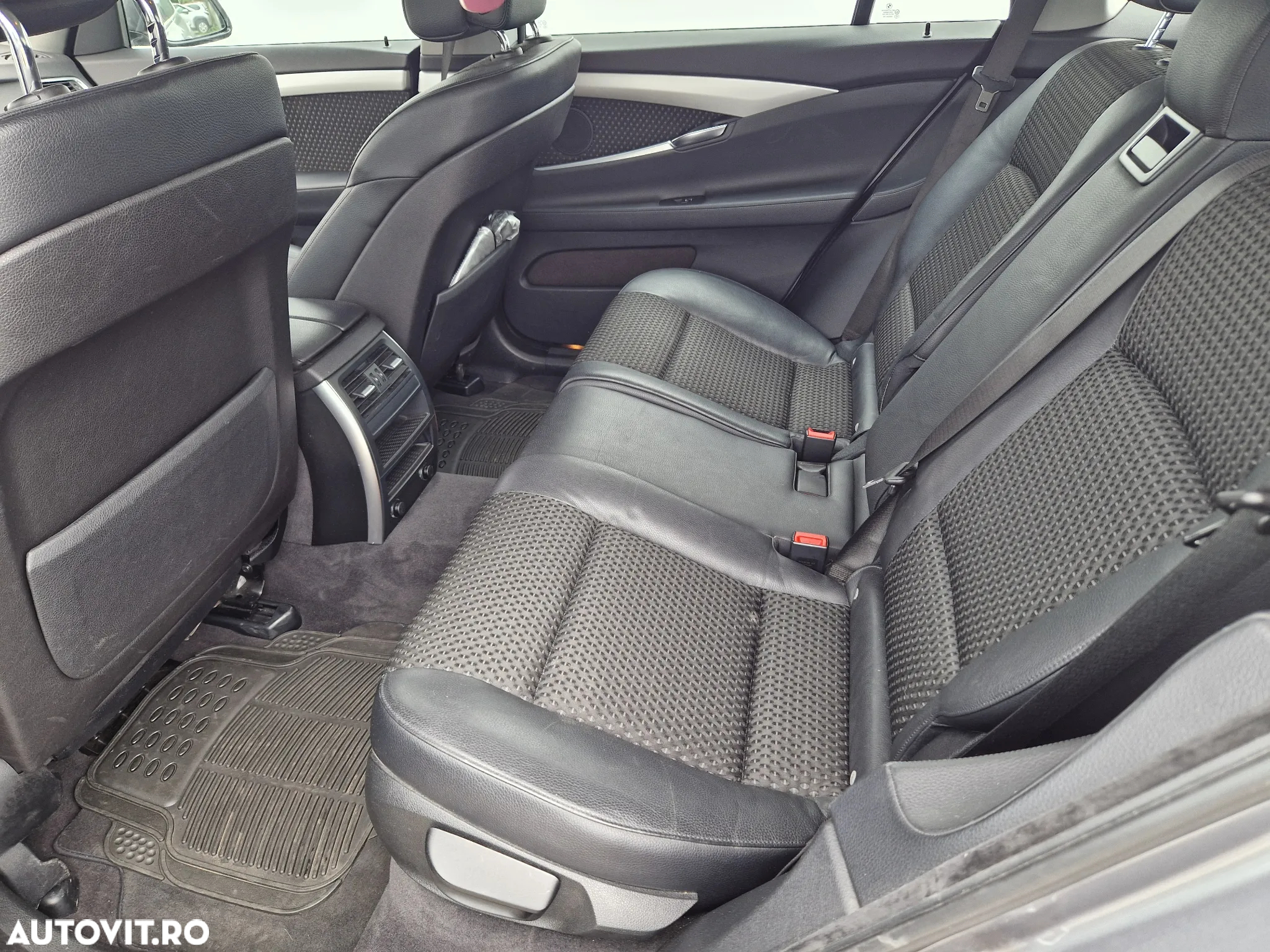 BMW Seria 5 530d Touring Aut. Luxury Line - 24