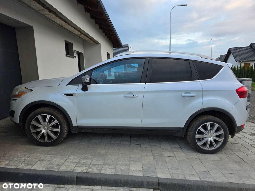 Ford Kuga 2.5 4x4 Individual - 1