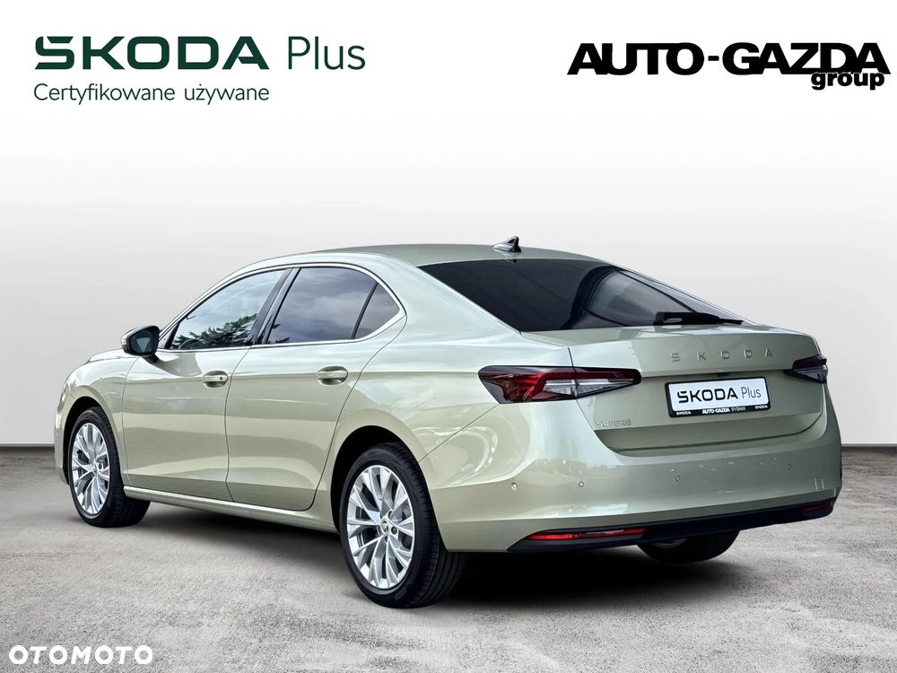 Skoda Superb 2.0 TDI SCR Selection DSG - 2