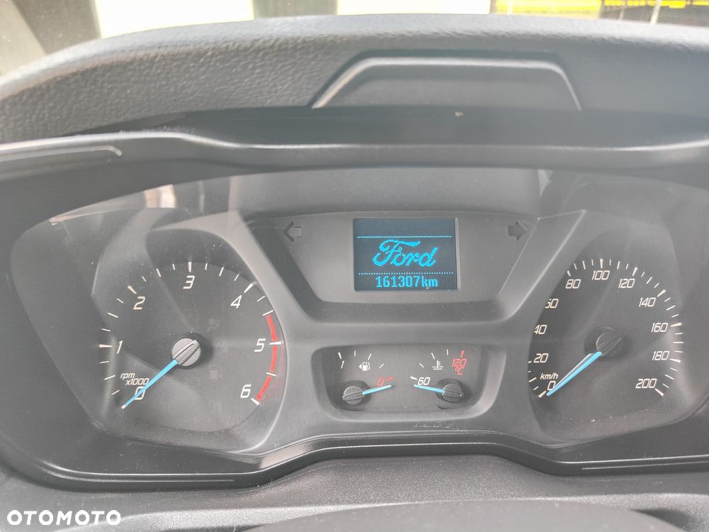 Ford Transit - 8