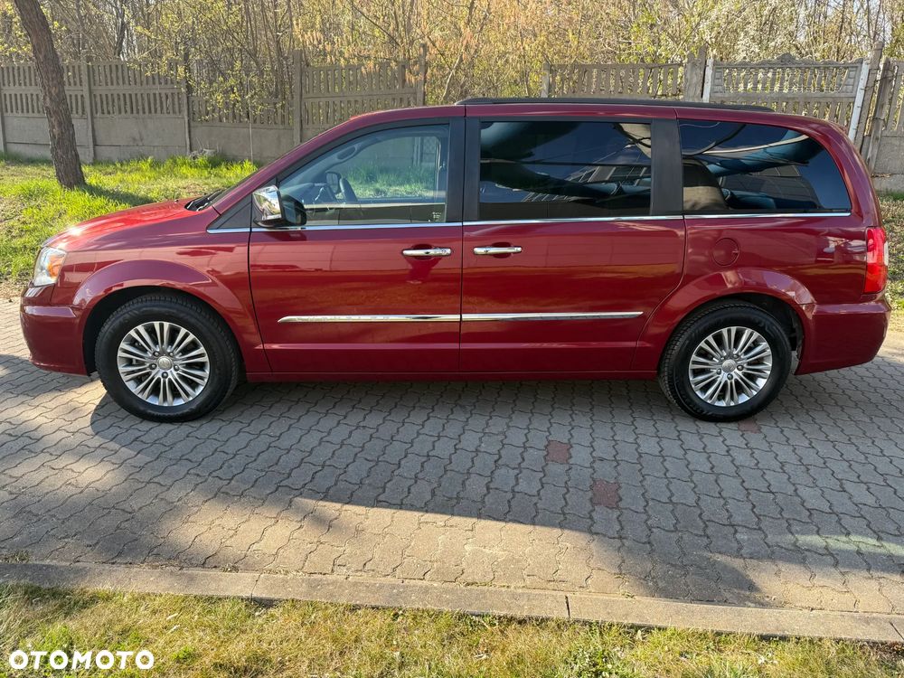 Chrysler Town & Country 3.6 Touring - 5