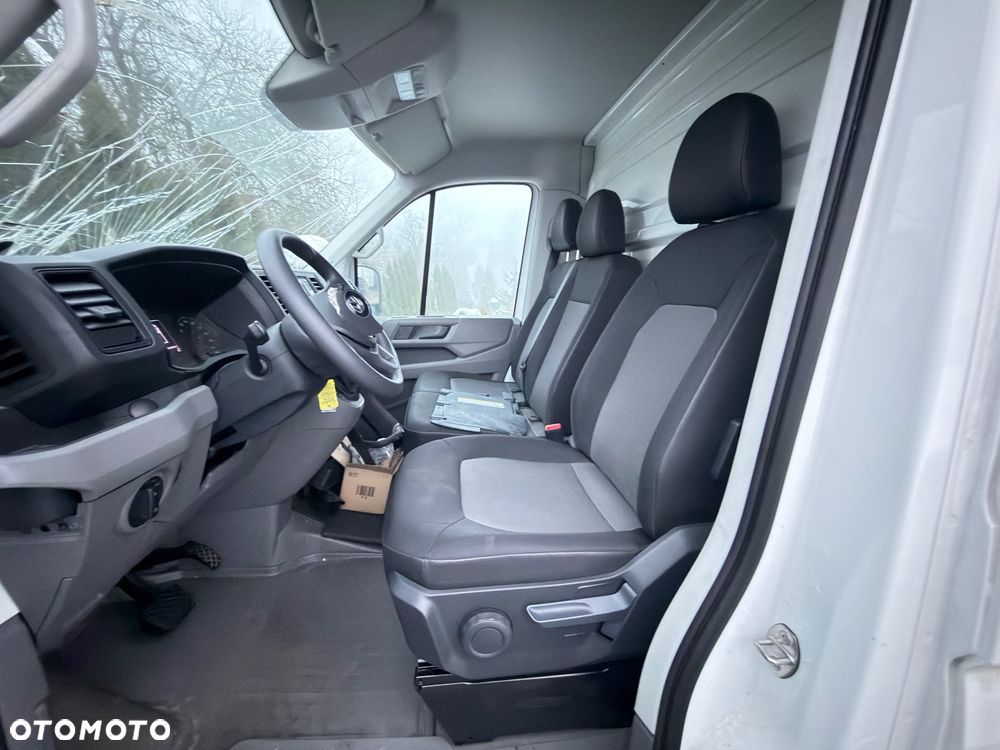Volkswagen Crafter - 11