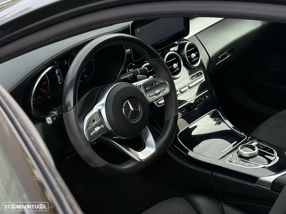 Mercedes-Benz C 300 de AMG Line - 16