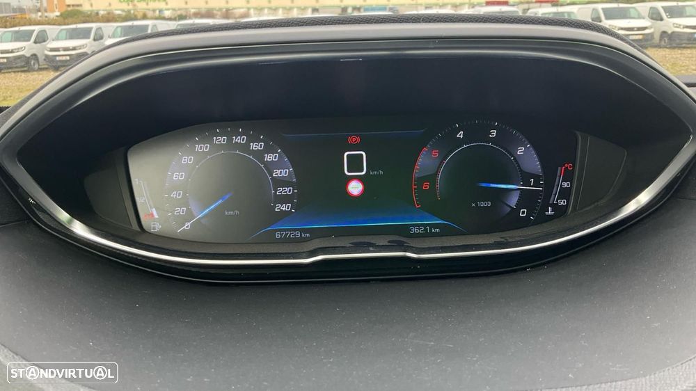 Peugeot 3008 1.5 BlueHDi Active - 7