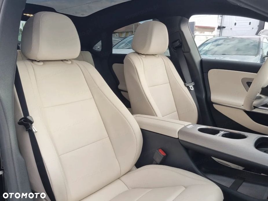 Mercedes-Benz CLA - 7