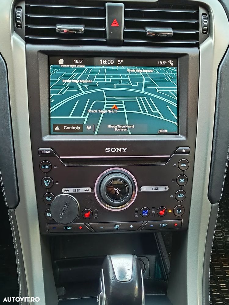 Ford Mondeo Vignale 2.0 Hybrid - 10