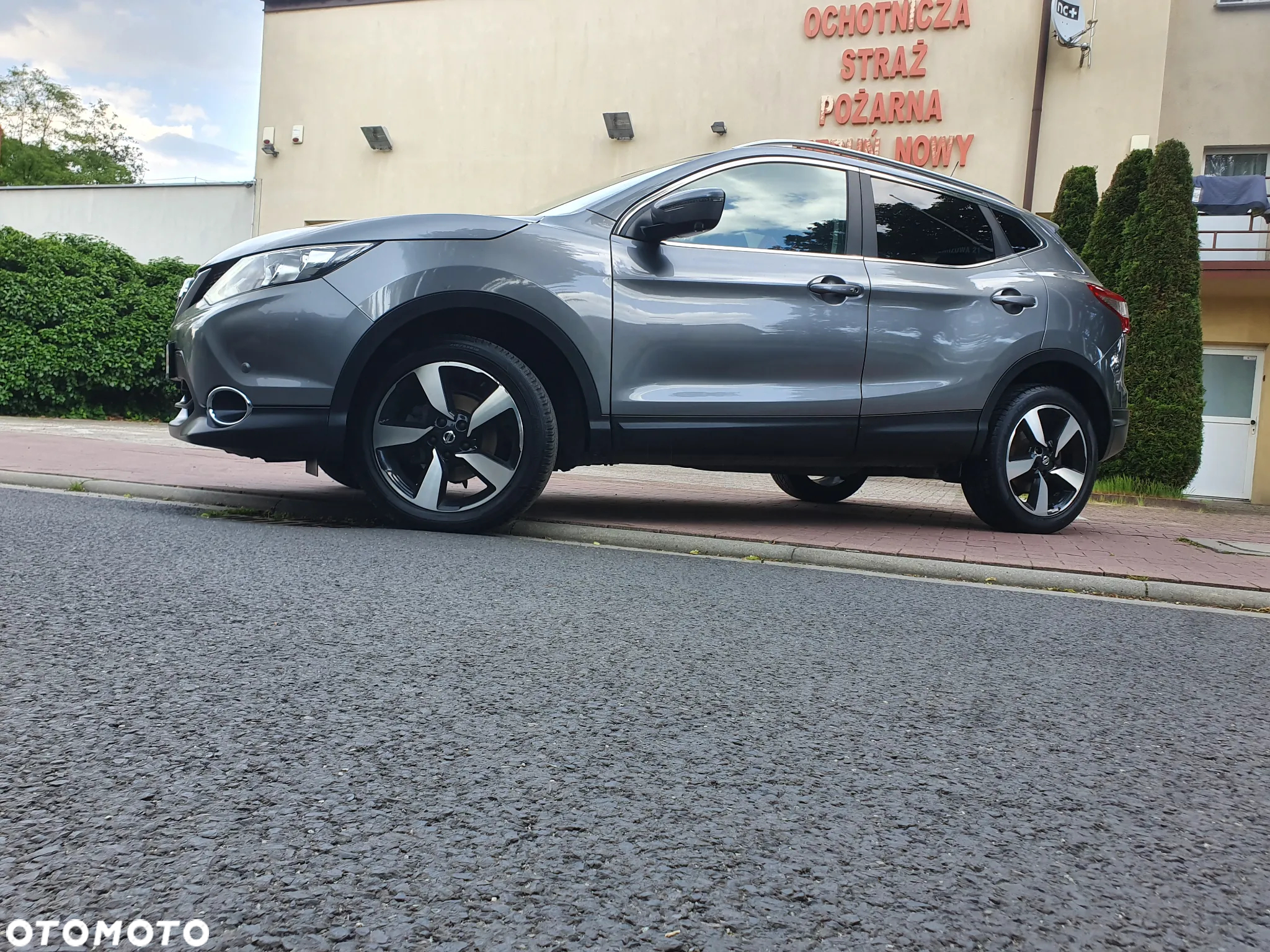 Nissan Qashqai 1.6 DIG-T N-Connecta - 5