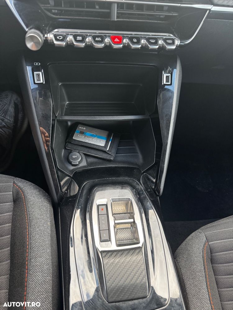 Peugeot 208 e-208 100 kW Allure - 8