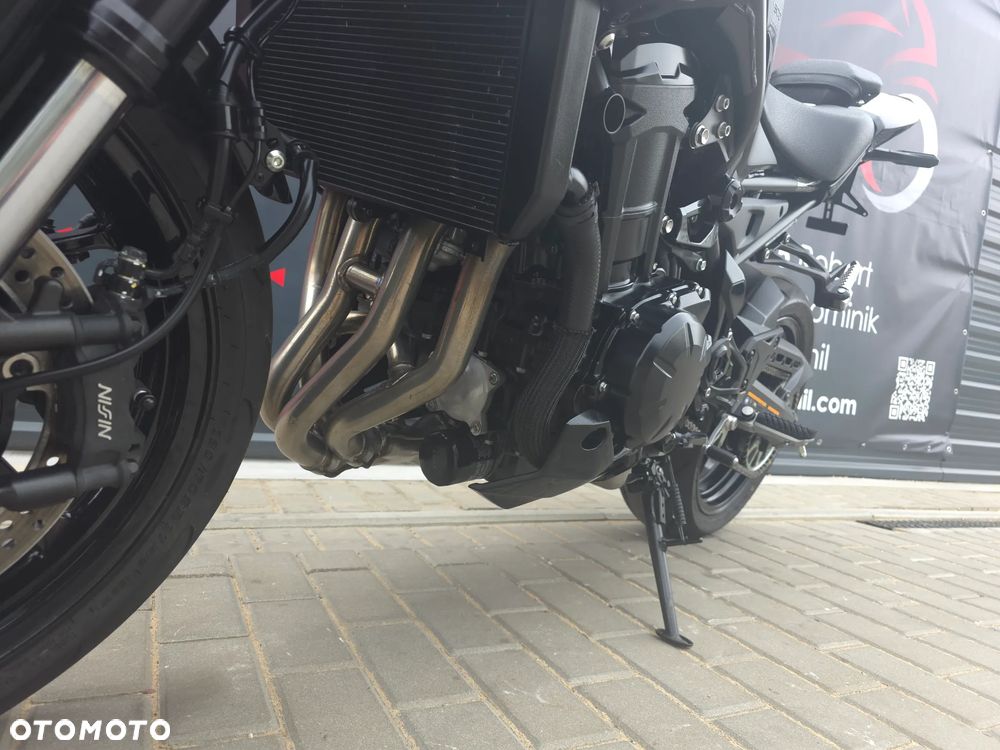 Kawasaki Z 900 - 35