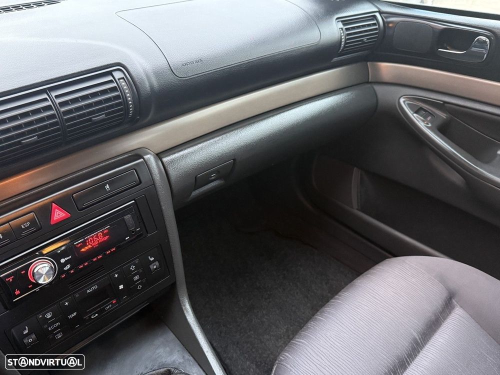 Audi A4 Avant 1.9 TDI m5 115 - 30