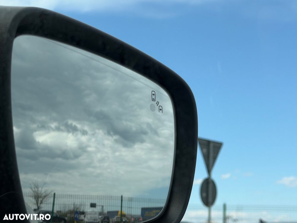 Renault Koleos ENERGY dCi 175 X-tronic 4WD INTENS - 29