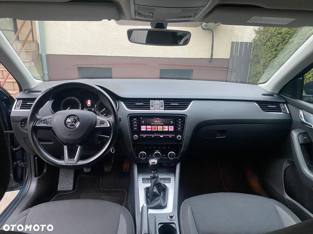 Skoda Octavia 1.6 TDI Premium Edition - 11