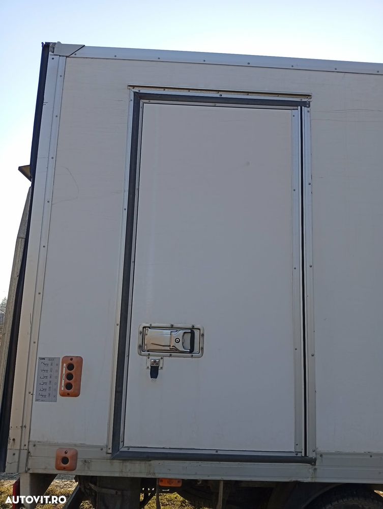 Ford Transit - 9