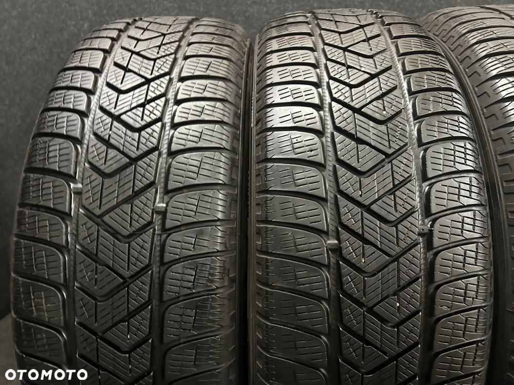 Opony zimowe Pirelli Scorpion Winter 215/65/17 99H 4szt. - 2