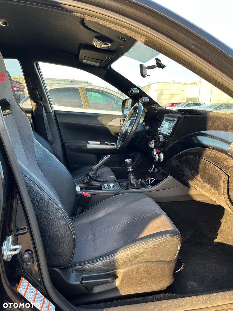 Subaru Impreza 2.5 WRX STI - 8