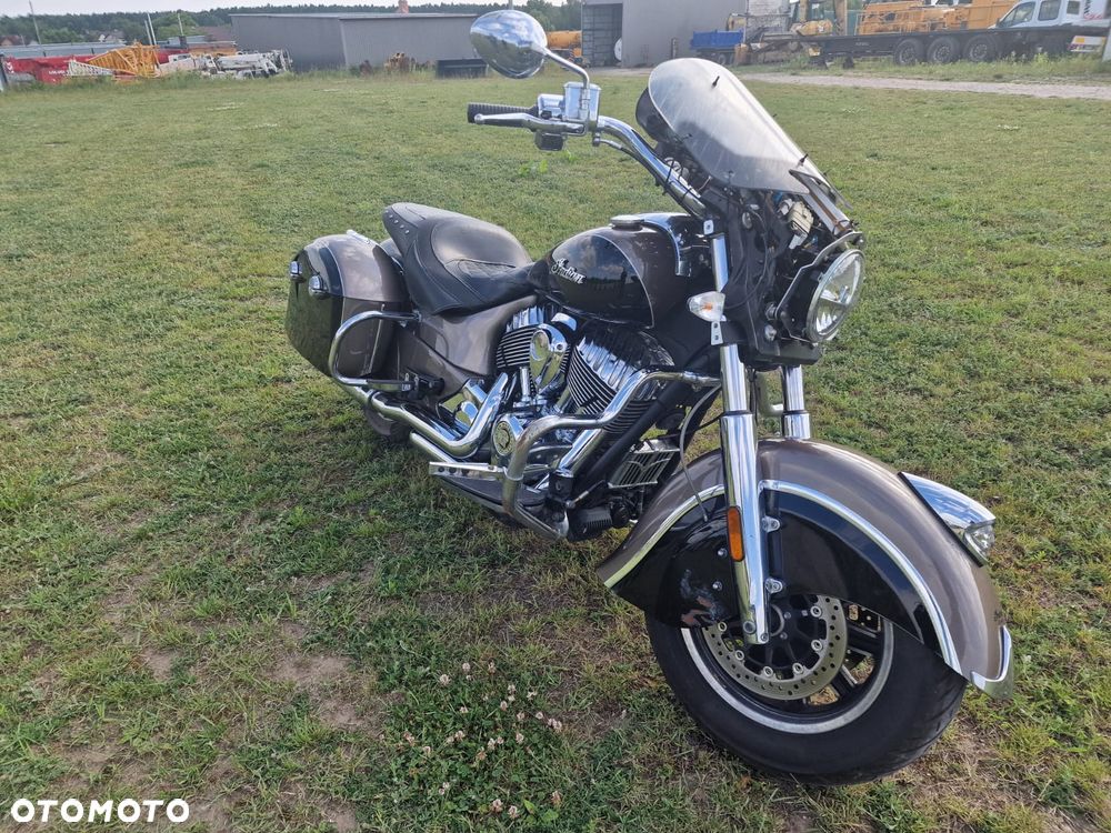 Indian Roadmaster - 4