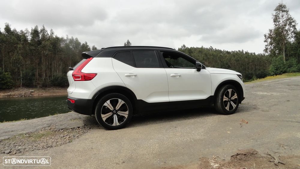 Volvo XC 40 Recharge Plus - 4