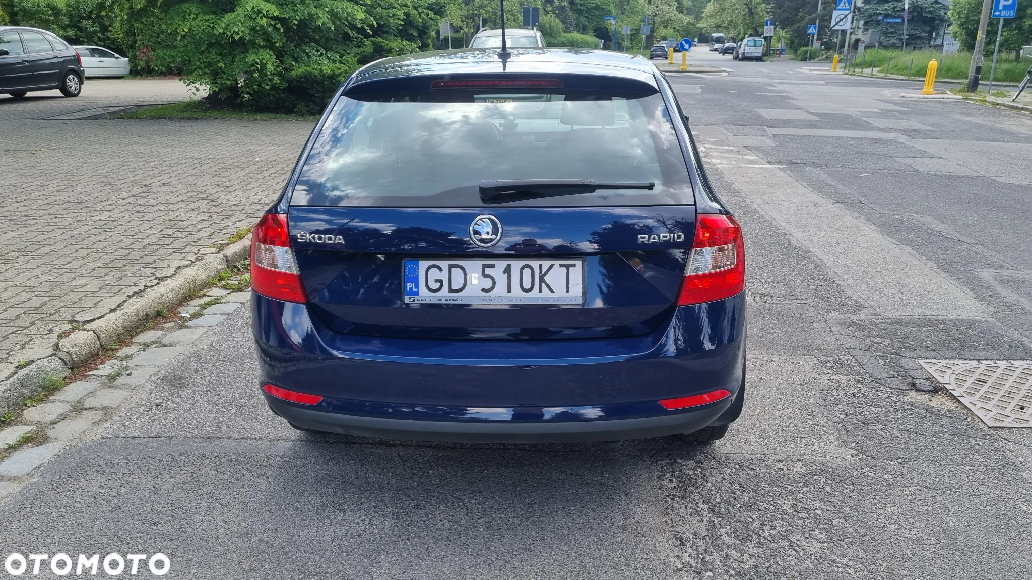 Skoda RAPID - 12