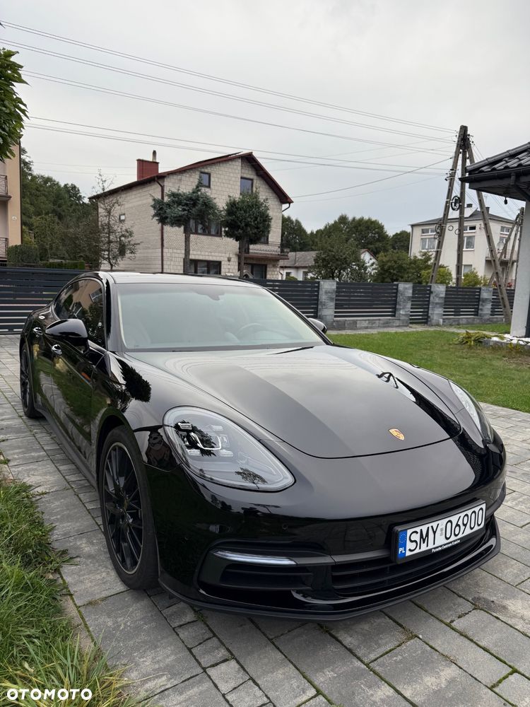 Porsche Panamera Standard - 25
