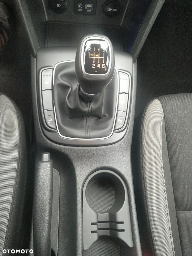 Hyundai Kona - 23