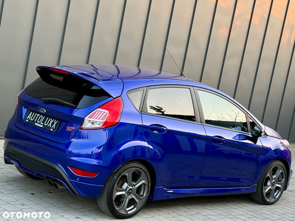Ford Fiesta ST - 33