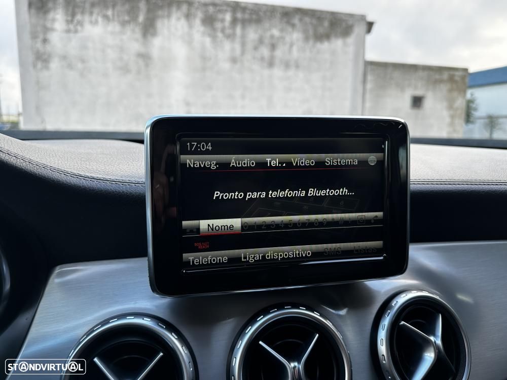 Mercedes-Benz GLA 220 CDI 7G-DCT AMG Line - 32