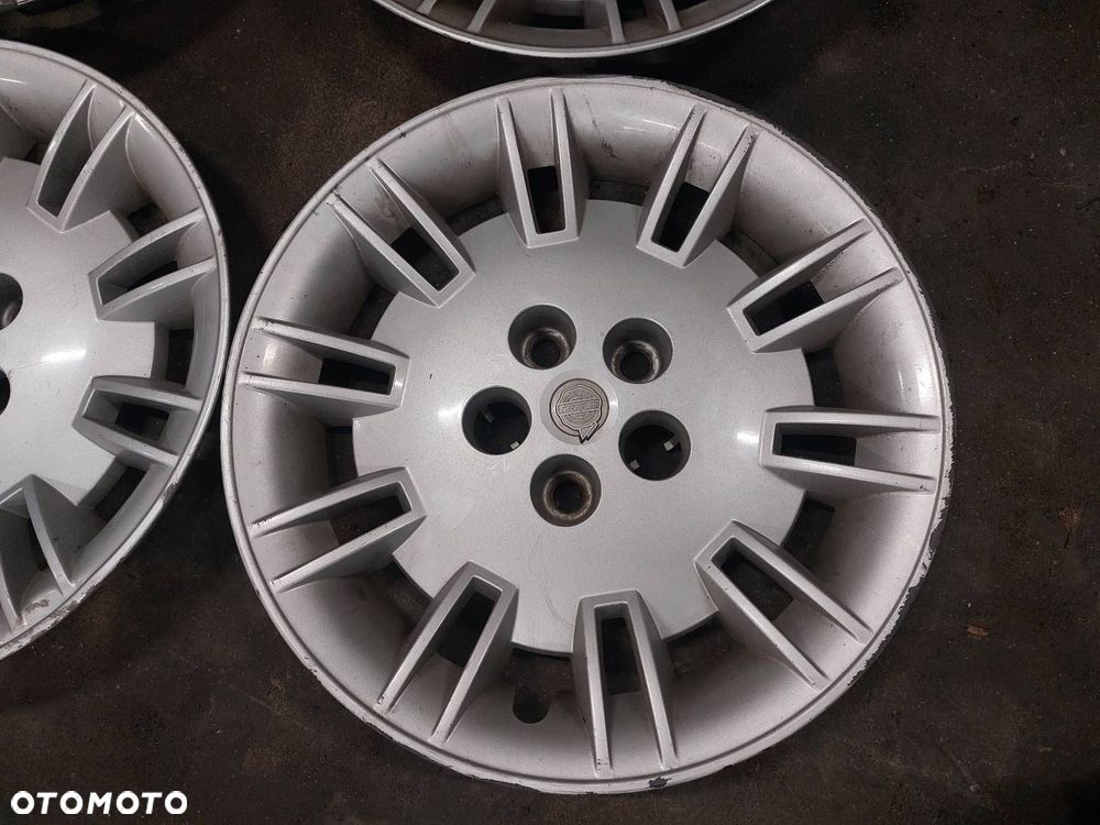 KOŁPAK 17" 5x115 4 SZT CHRYSLER 300C I OUQ19TRMAA - 2