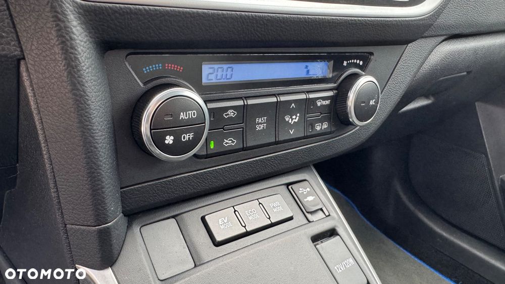 Toyota Auris Hybrid 135 Premium - 40