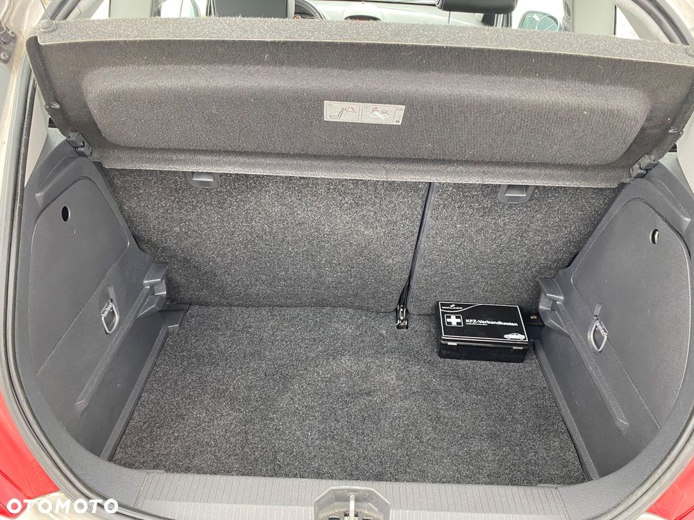 Opel Corsa 1.4 16V Energy - 17