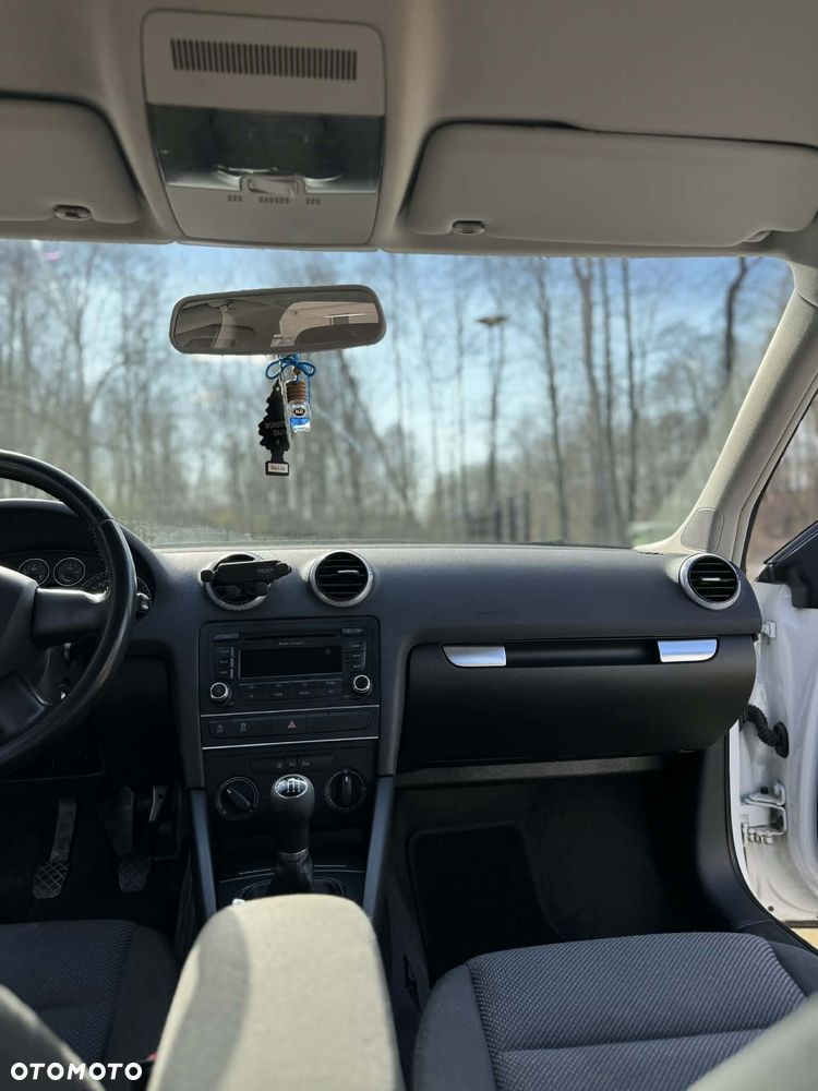 Audi A3 Sportback - 15