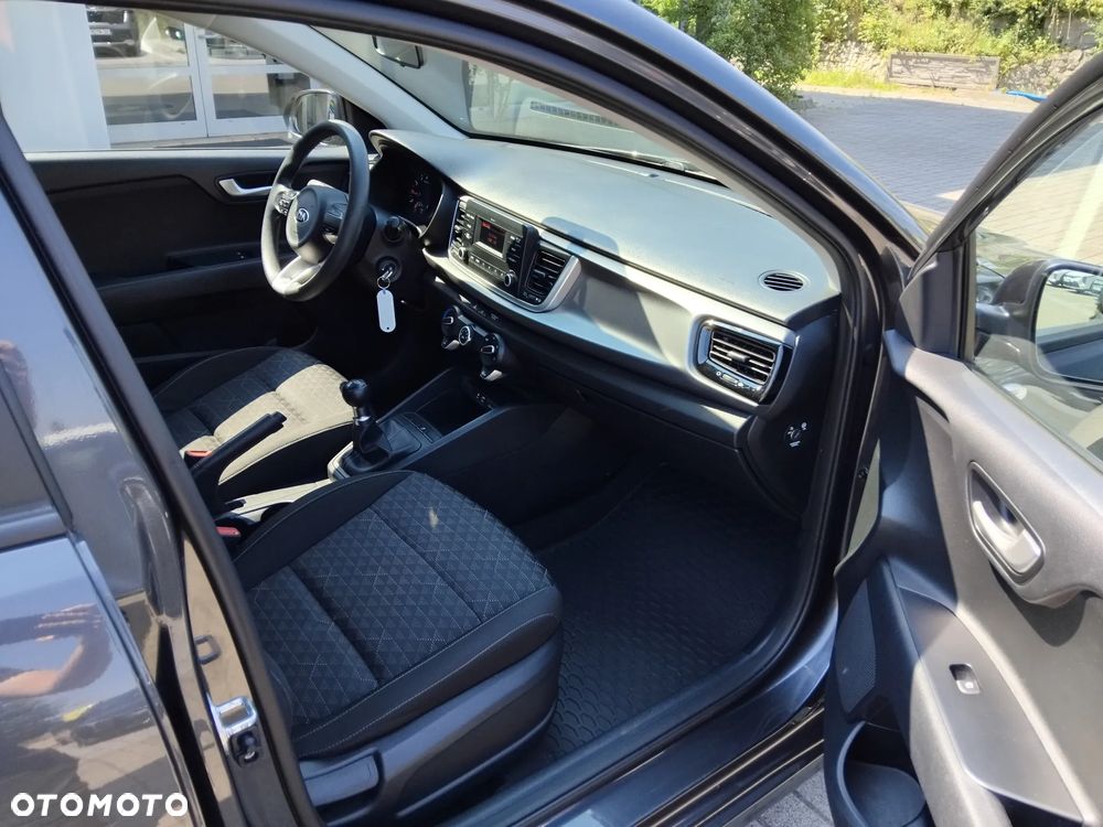 Kia Rio 1.2 M - 22