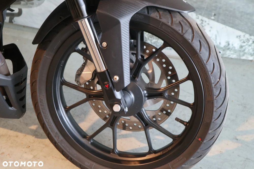 Aprilia Tuono - 16