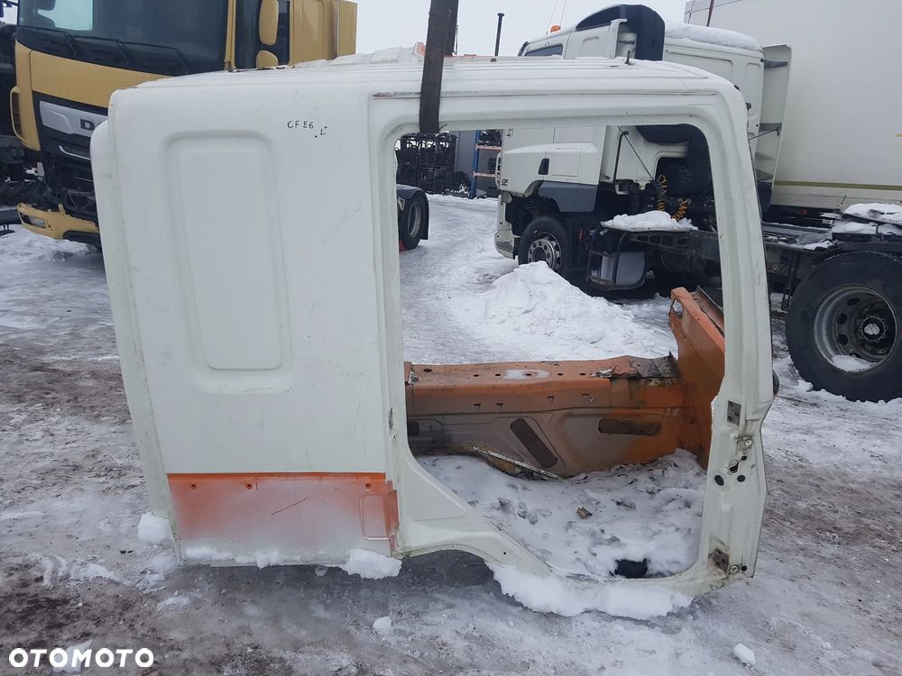 KABINA ĆWIARTKA BOK KABINY POSZYCIE  PRAWE DAF CF EURO 6 - 1