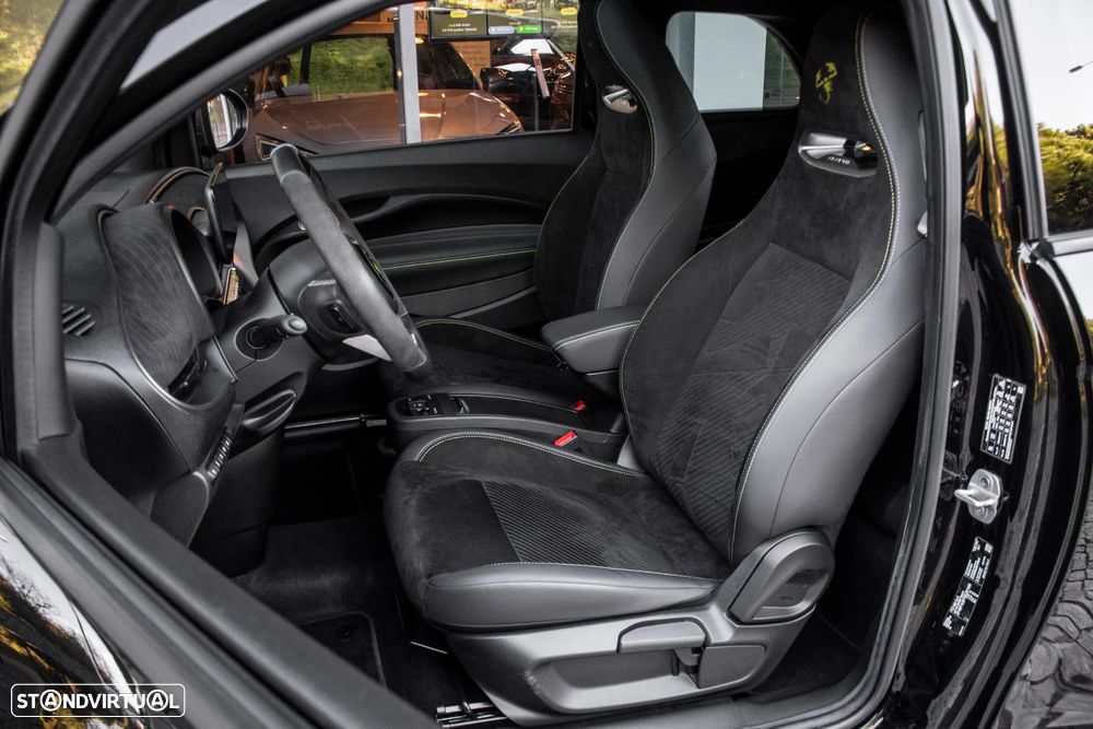 Abarth 500e Turismo - 30