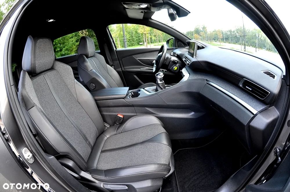 Peugeot 5008 2.0 BlueHDi Allure 7os - 20